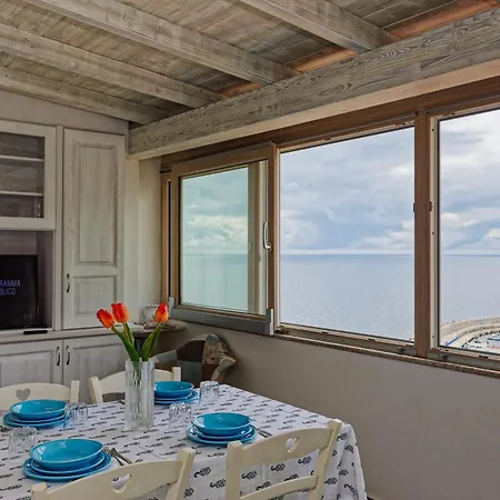 Sole E Mare アパート *